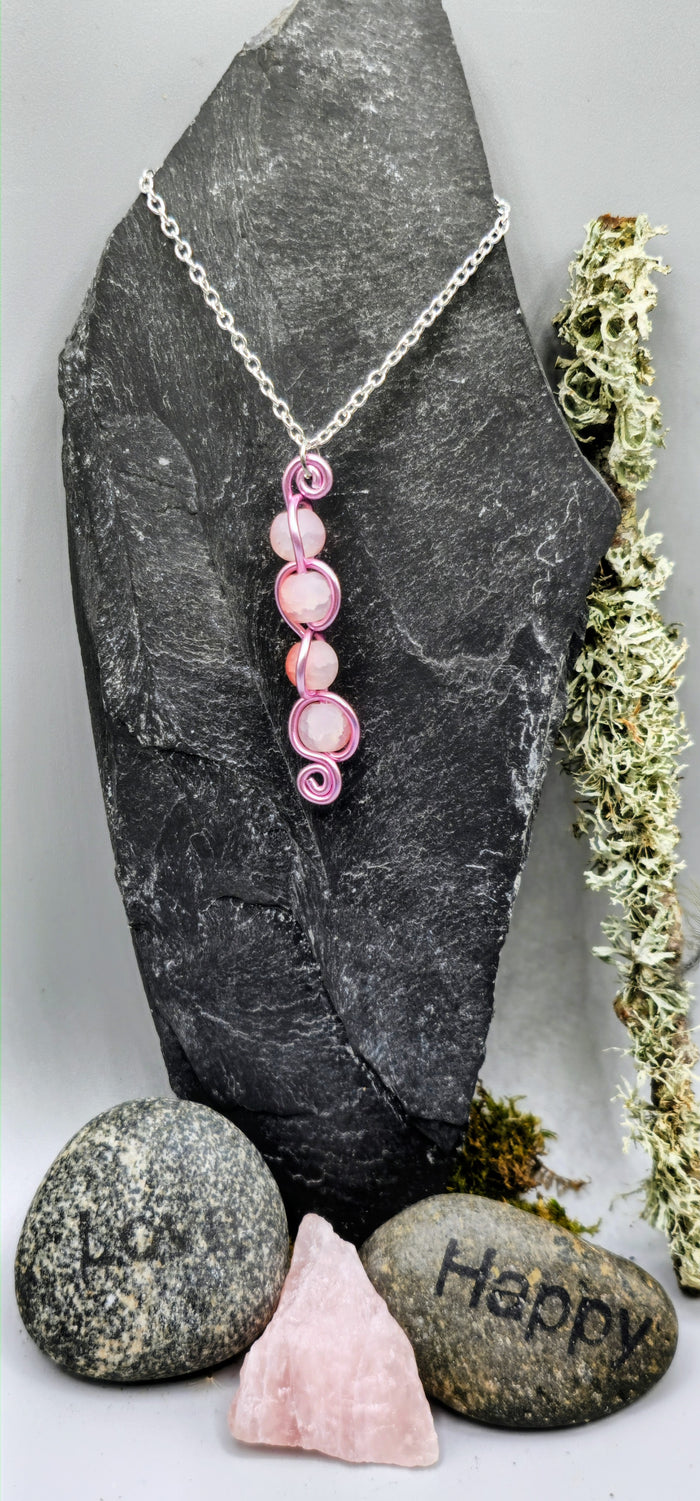 4 crackle bead back and forth pendant