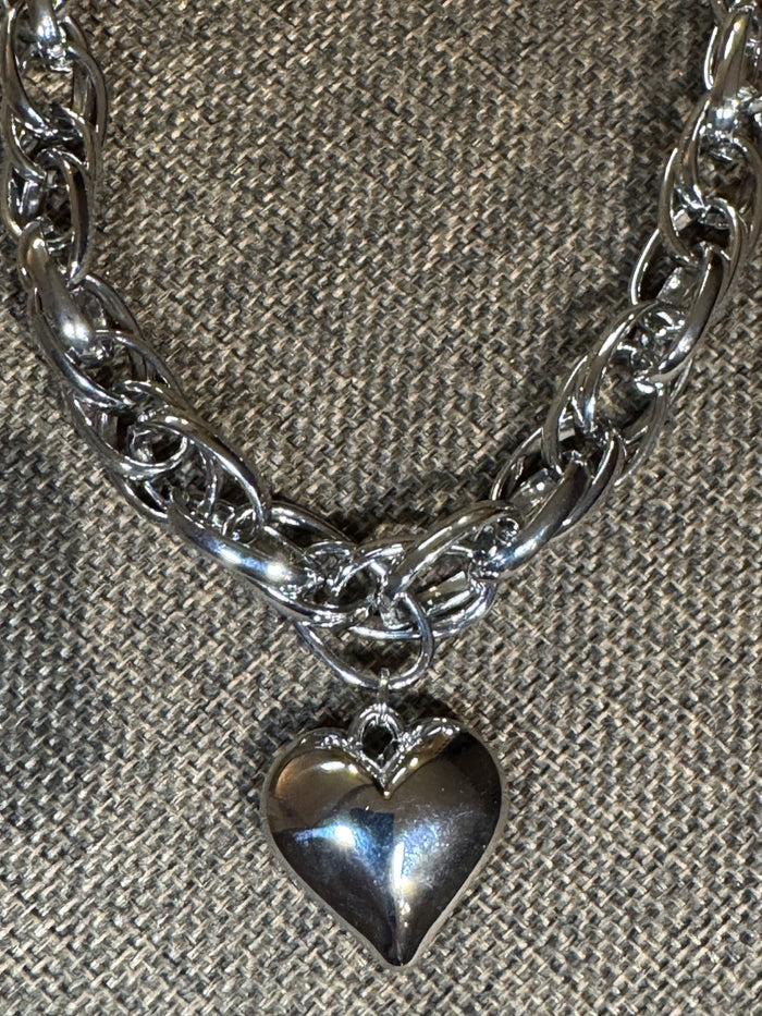 Chunky Silver-Tone Link Necklace | Puffy Heart Pendant