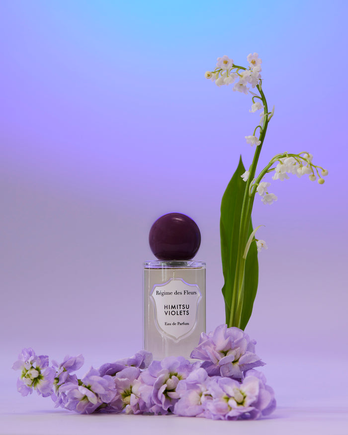 Himitsu Violets by Regime des Fleurs