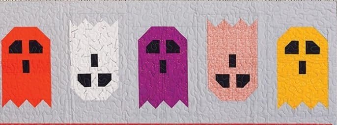 MODERN HOLIDAYS HALLOWEEN RUNNER KIT