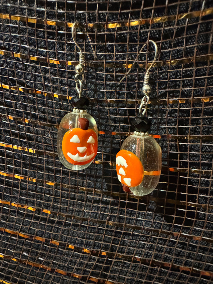 Retro Halloween Pumpkin Earrings 🎃