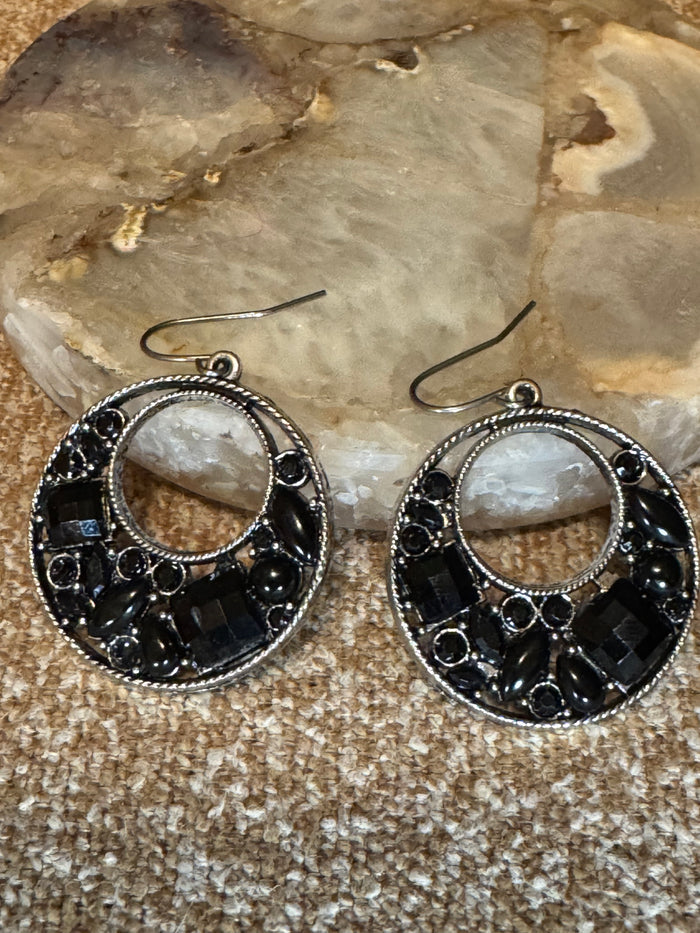 Silver-Tone Gypsy Hoop Earrings with Black Faceted Stones – Time and Tru Style