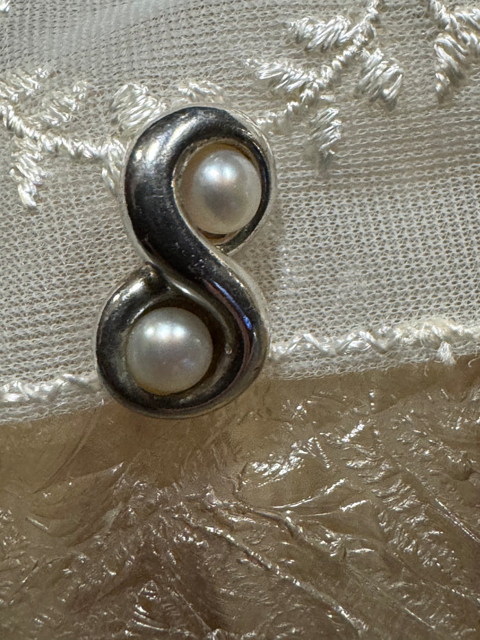 Sterling Silver Pearl Swirl Stud Earrings