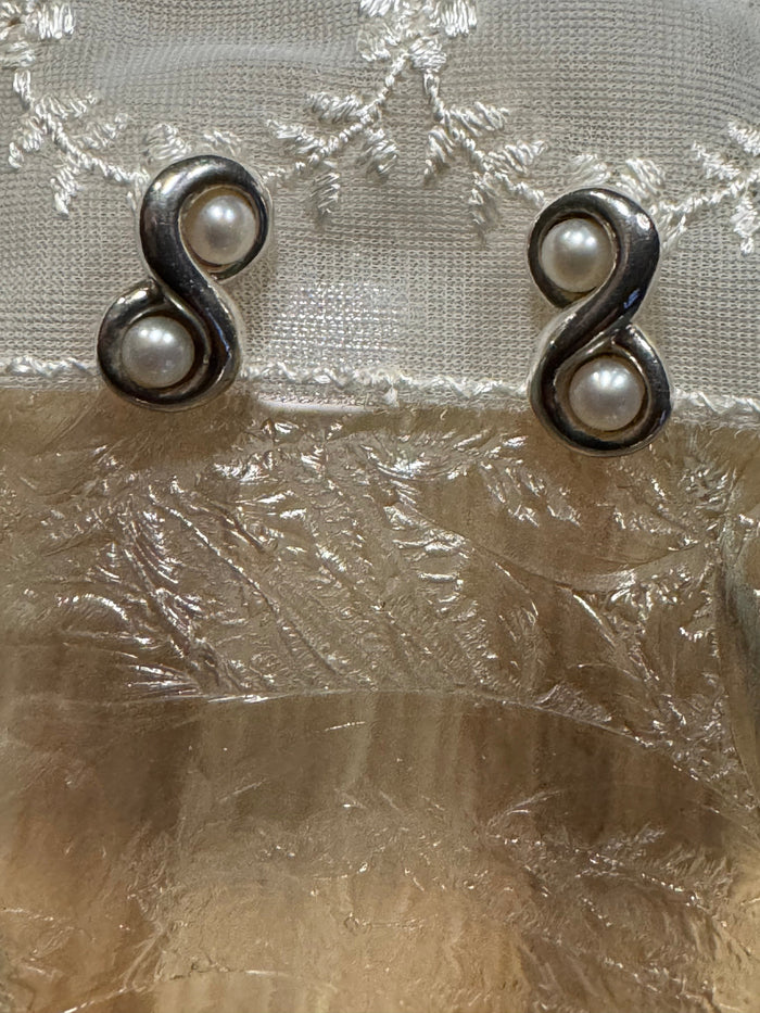 Sterling Silver Pearl Swirl Stud Earrings