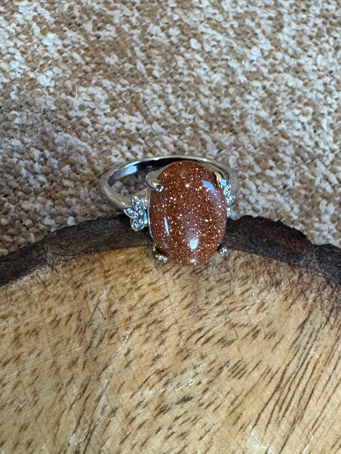 Sunstone Cabochon Ring – Silver Plated – Oval Sparkling Stone - Size 7.5