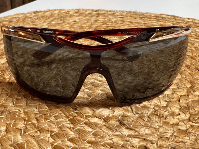 Valentino V-Romask VLS-120B — Statement Shield Sunglasses from Valentino’s Iconic Line