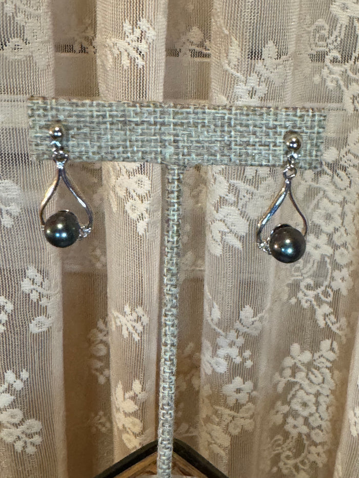 Vintage Black Pearl Drop Earrings Silver Tone Teardrop Frame Caged Design