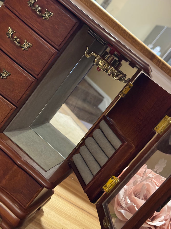 Vintage Heart-Etched Glass Jewelry Armoire – Rich Warm Wood Finish