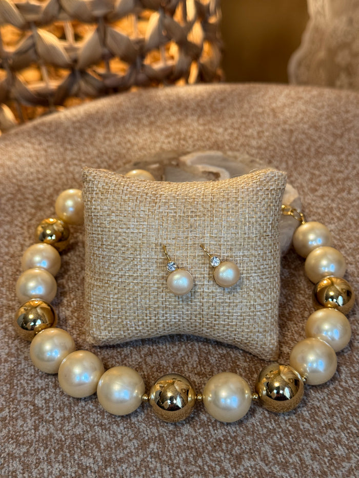 Vintage Liz Claiborne Gold-Tone and Faux Pearl Necklace Signed LC